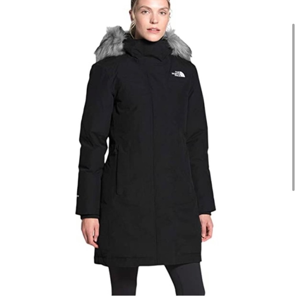 The North Face Arctic Parka Women's Size S Black Hooded Down Fill Winter Coat